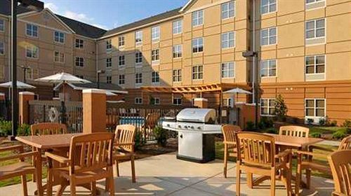 Homewood By Hilton At Carolina Point - Hotel
